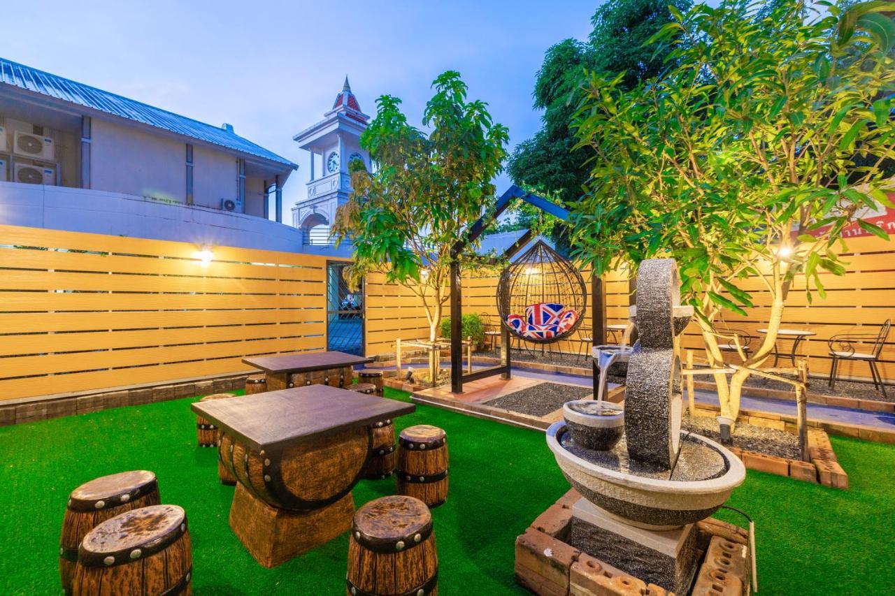 Marco Polo Phuket Poshtel & Bistro旅舍 外观 照片