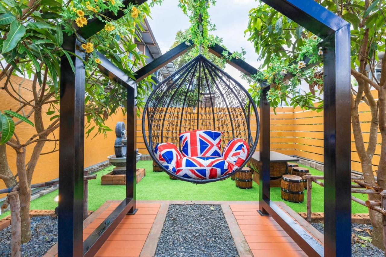 Marco Polo Phuket Poshtel & Bistro旅舍 外观 照片